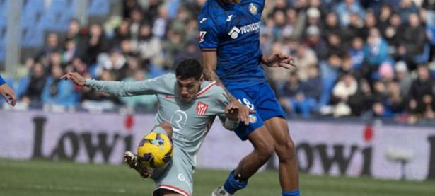 爱游戏登录-赫塔菲客场战胜对手，赢得关键胜利