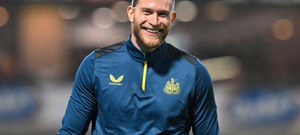 爱游戏app-沙尔克备战新赛季，期待重新崛起