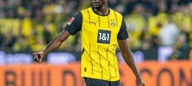 爱游戏体育链接-那不勒斯战平对手，难分伯仲