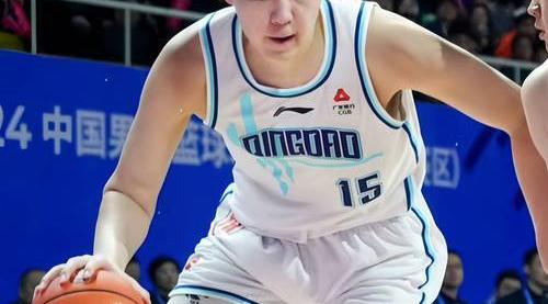 爱游戏官方入口-中国篮球职业联赛赛场上演精彩对抗