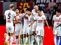 爱游戏官网-中场核心发挥稳定，球队多线作战取得胜利