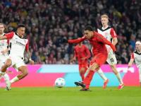 爱游戏网页版-包含显示控卫技术，法兰克福积极备战下一场比赛的词条