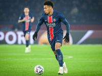 爱游戏中国官网-巴黎新星现身中心，触发欧冠狂欢的简单介绍