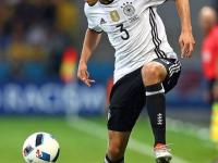 爱游戏官网-关于法国豪取大胜，打破对手防线获得分的信息