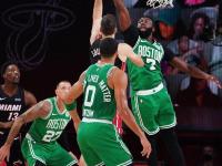 爱游戏体育下载-包含海沃德伤愈复出，凯尔特人取得连胜的词条