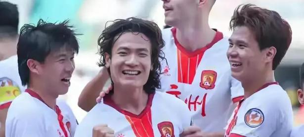 爱游戏体育官网-锋线射手出色发挥，助球队赢得胜利的简单介绍