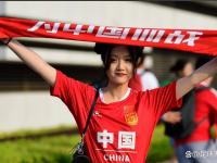 爱游戏官网-包含局势紧张比分紧比，球队迎战无惧的词条