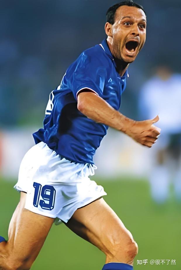 关于以色列国家队球员战术娴熟,展现全面实力的信息 关于以色列国家队球员战术娴熟,展现全面实力的信息