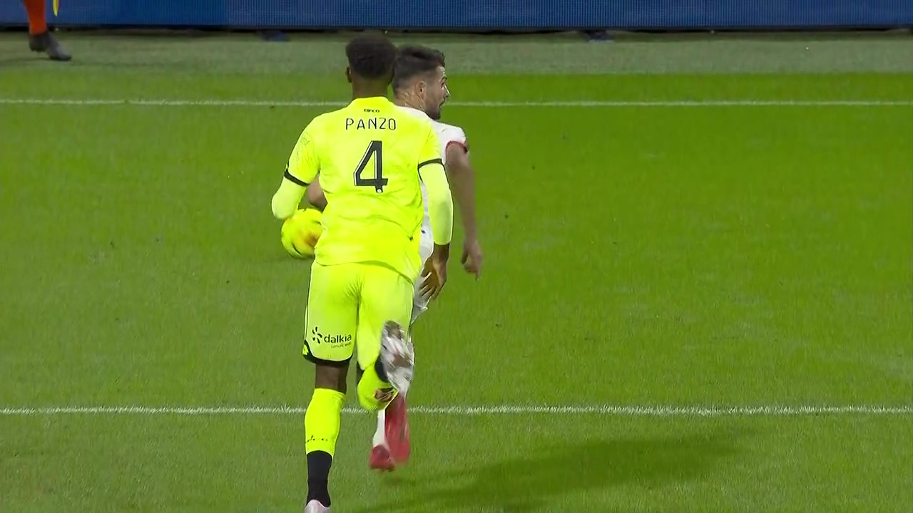 关于里昂客场大胜第戎,稳坐法甲榜首位置的信息 关于里昂客场大胜第戎,稳坐法甲榜首位置的信息