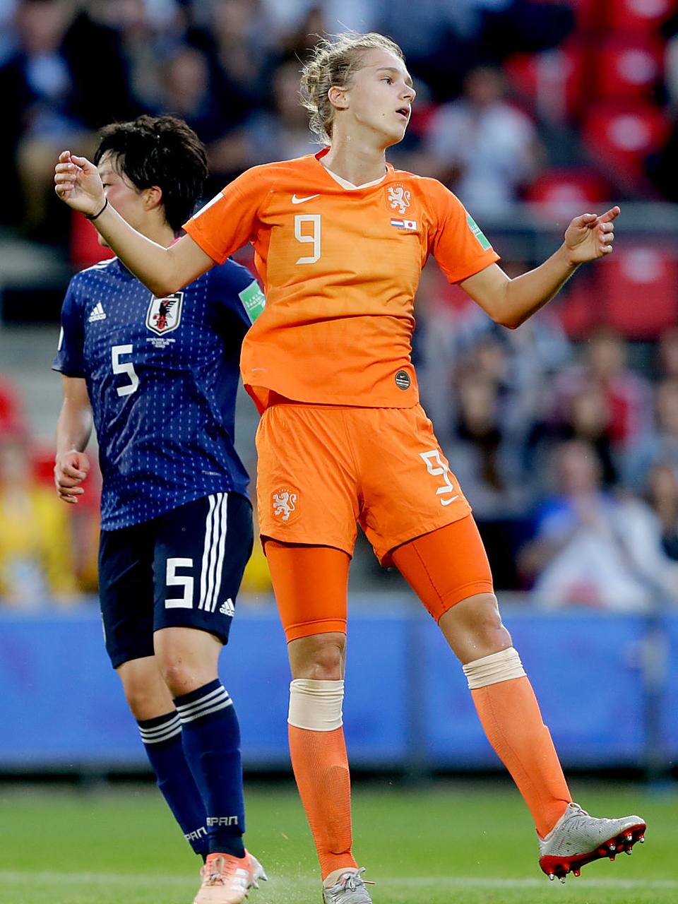 比利时女足灵活变阵,收获胜利 比利时女足灵活变阵,收获胜利