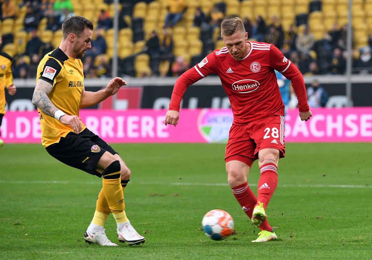 RB莱比锡主场击败勒沃库森,稳坐积分榜榜首的简单介绍 RB莱比锡主场击败勒沃库森,稳坐积分榜榜首的简单介绍