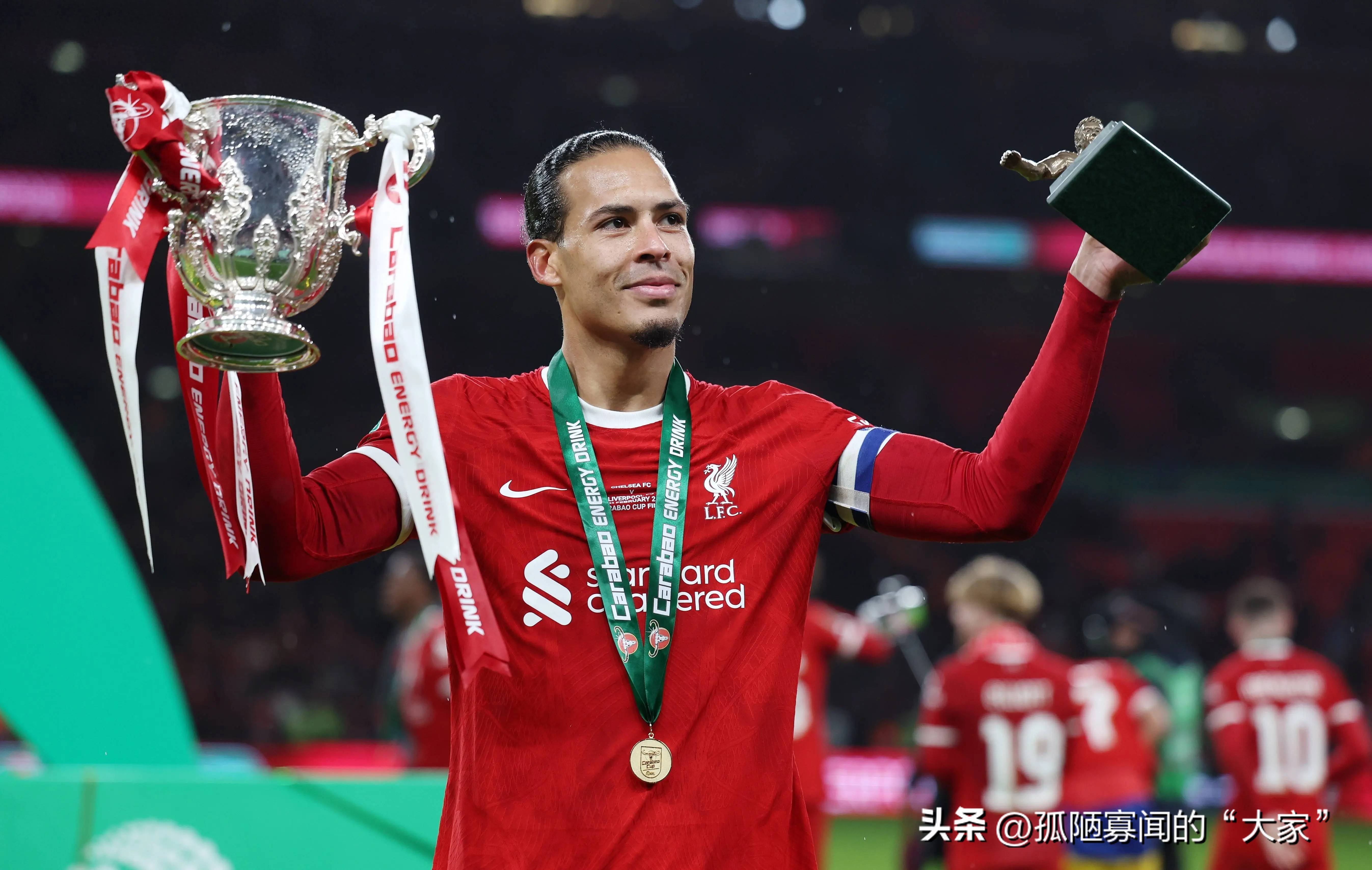 利物浦客场战平曼联,榜首差距拉大的简单介绍 利物浦客场战平曼联,榜首差距拉大的简单介绍