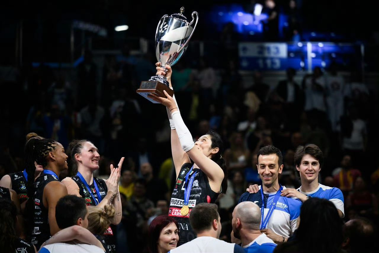 顶级巅峰,球员表现出色技术才能,比赛场面激动人心的简单介绍 顶级巅峰,球员表现出色技术才能,比赛场面激动人心的简单介绍