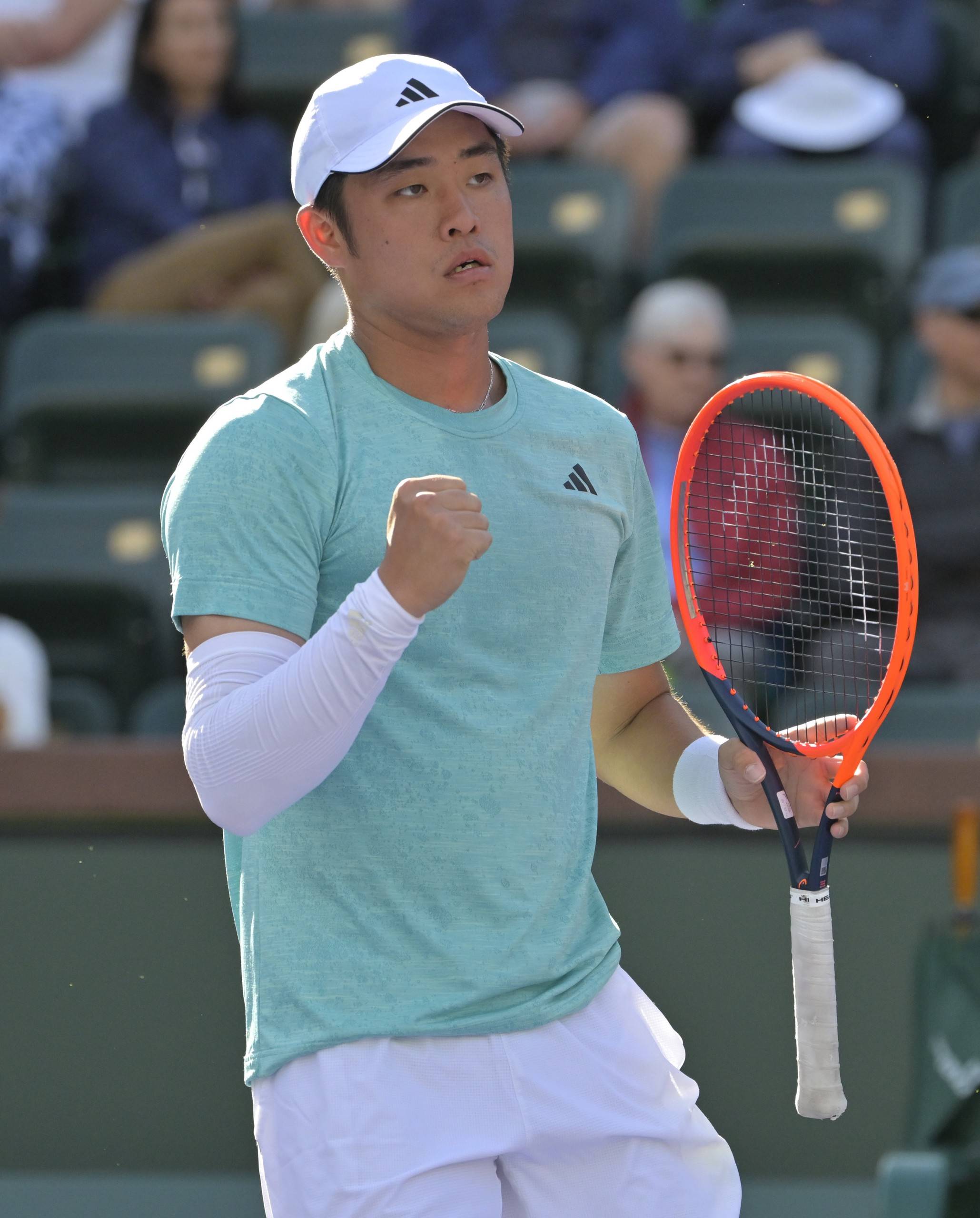 纷乱事件发生在赛场上,谁将处于绝对优势? 纷乱事件发生在赛场上,谁将处于绝对优势?