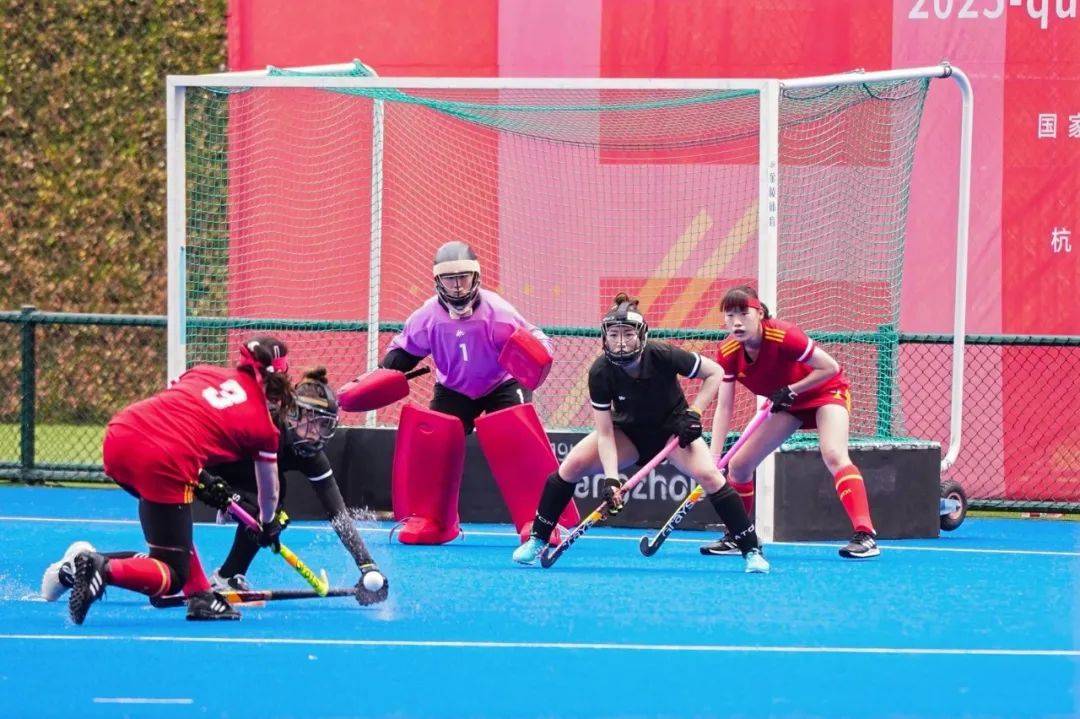 关于爱尔兰选手展现实力,夺得女子曲棍球比赛冠军的信息 关于爱尔兰选手展现实力,夺得女子曲棍球比赛冠军的信息