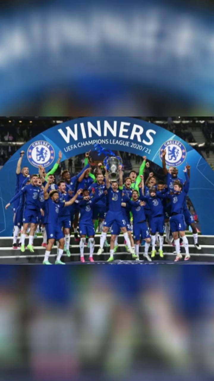 切尔西主帅庆祝球队夺得英超联赛冠军 切尔西主帅庆祝球队夺得英超联赛冠军