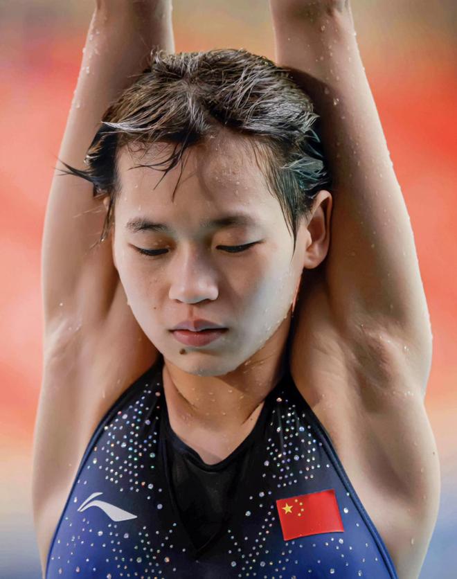 西班牙跳水选手坚持训练战胜强敌的简单介绍 西班牙跳水选手坚持训练战胜强敌的简单介绍