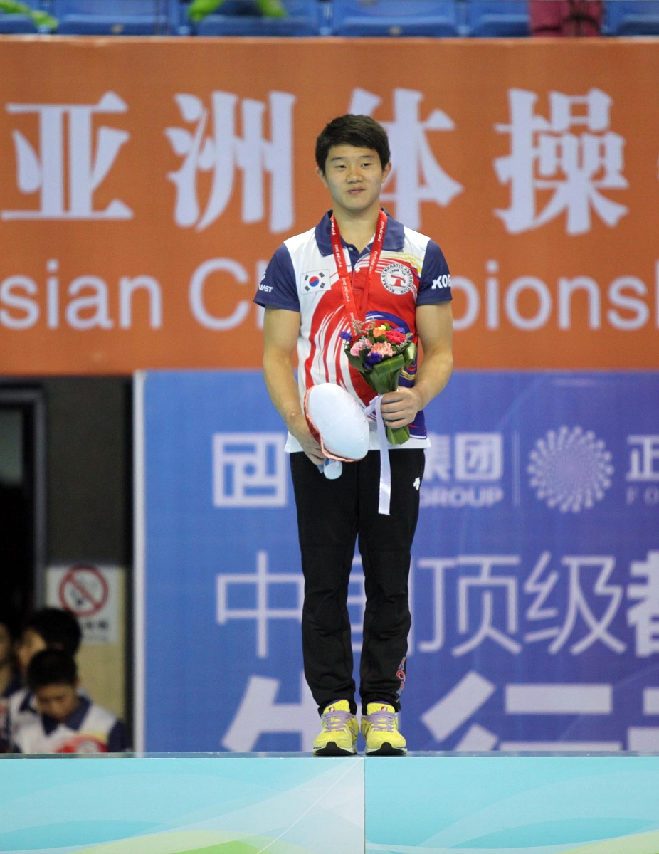 包含江苏队在比赛中表现稳健,赢得关键比赛的词条 包含江苏队在比赛中表现稳健,赢得关键比赛的词条