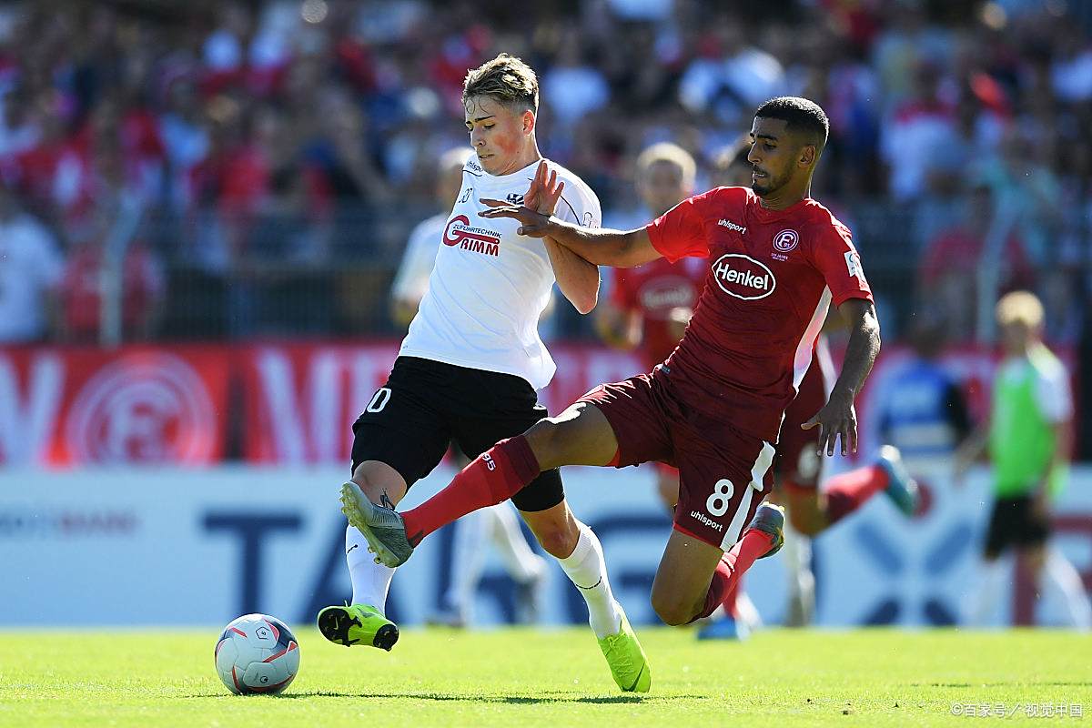 意大利在对威尔士的比赛中保持领先地位 意大利在对威尔士的比赛中保持领先地位