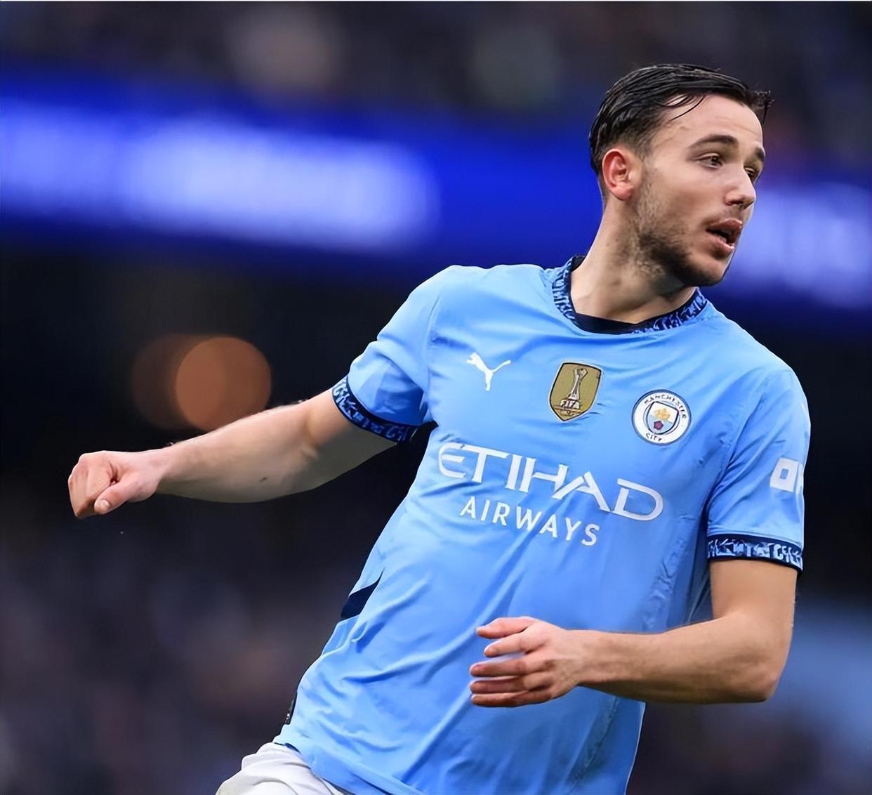 曼城中场展现出色表现取得胜利 曼城中场展现出色表现取得胜利