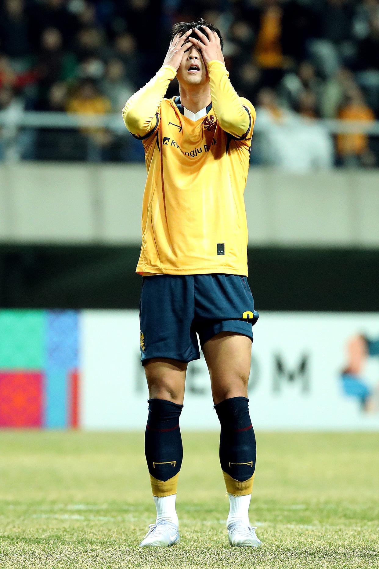 出色表现引人关注,球员风光背后辛酸故事的简单介绍 出色表现引人关注,球员风光背后辛酸故事的简单介绍