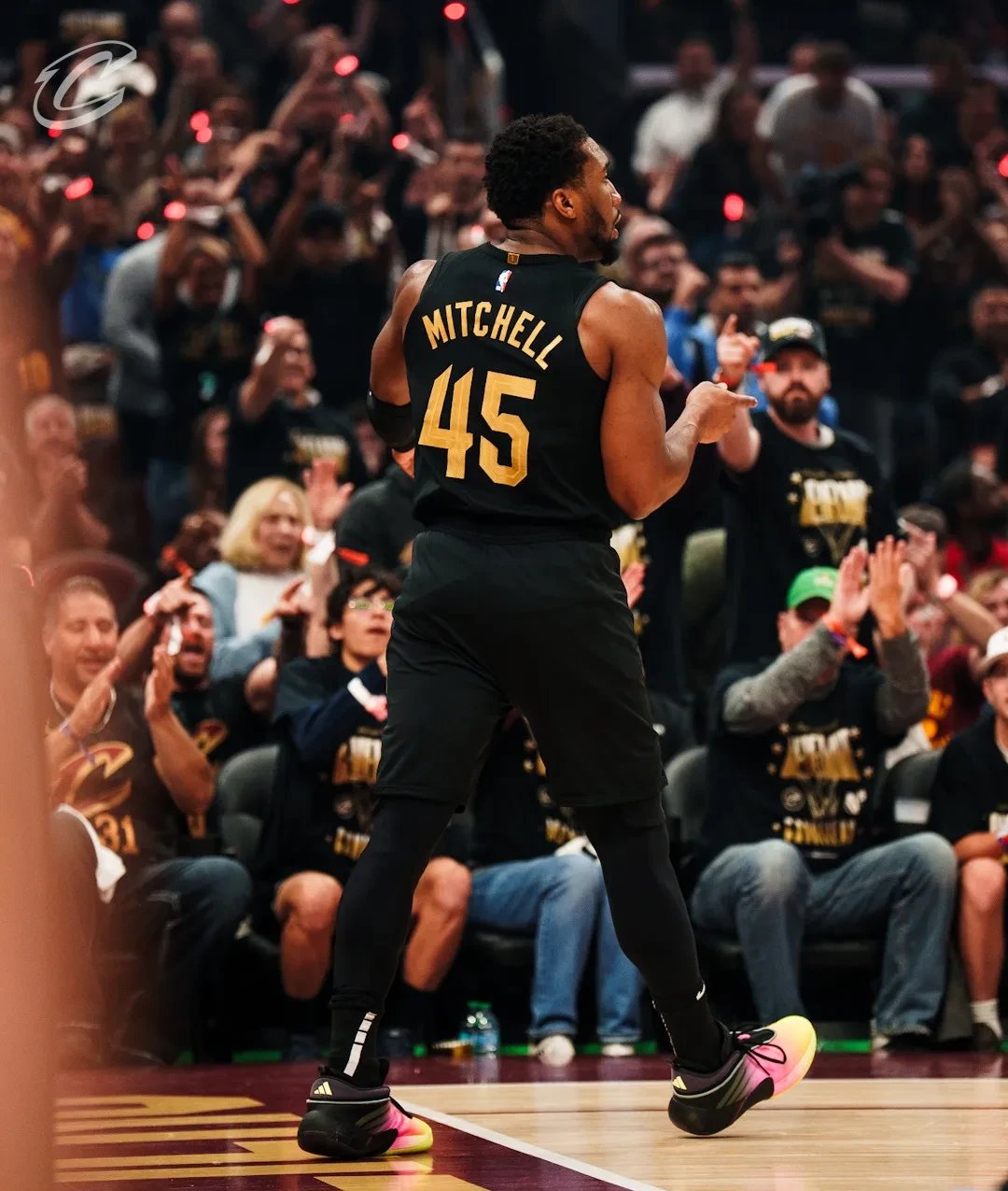 步行者以弹幕战术击败灰熊,戈贝尔敲定胜局的简单介绍 步行者以弹幕战术击败灰熊,戈贝尔敲定胜局的简单介绍