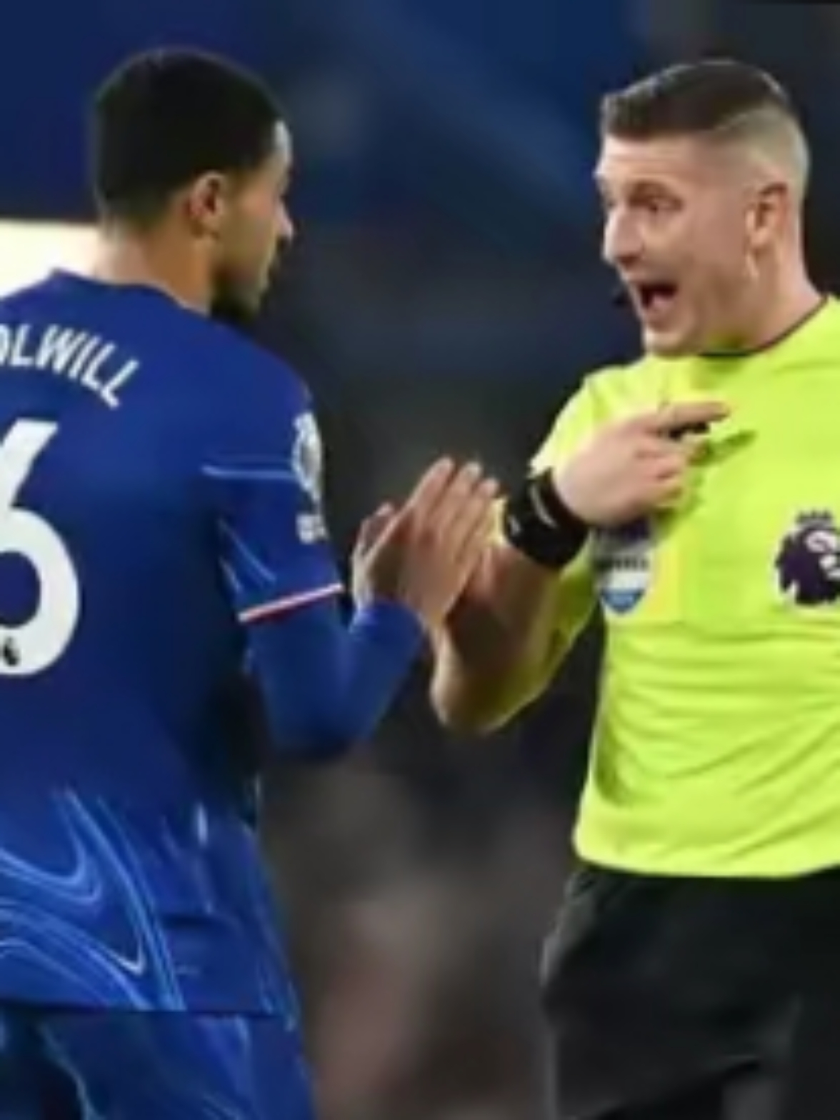 切尔西主场击败伯恩茅斯,保持不败纪录 切尔西主场击败伯恩茅斯,保持不败纪录