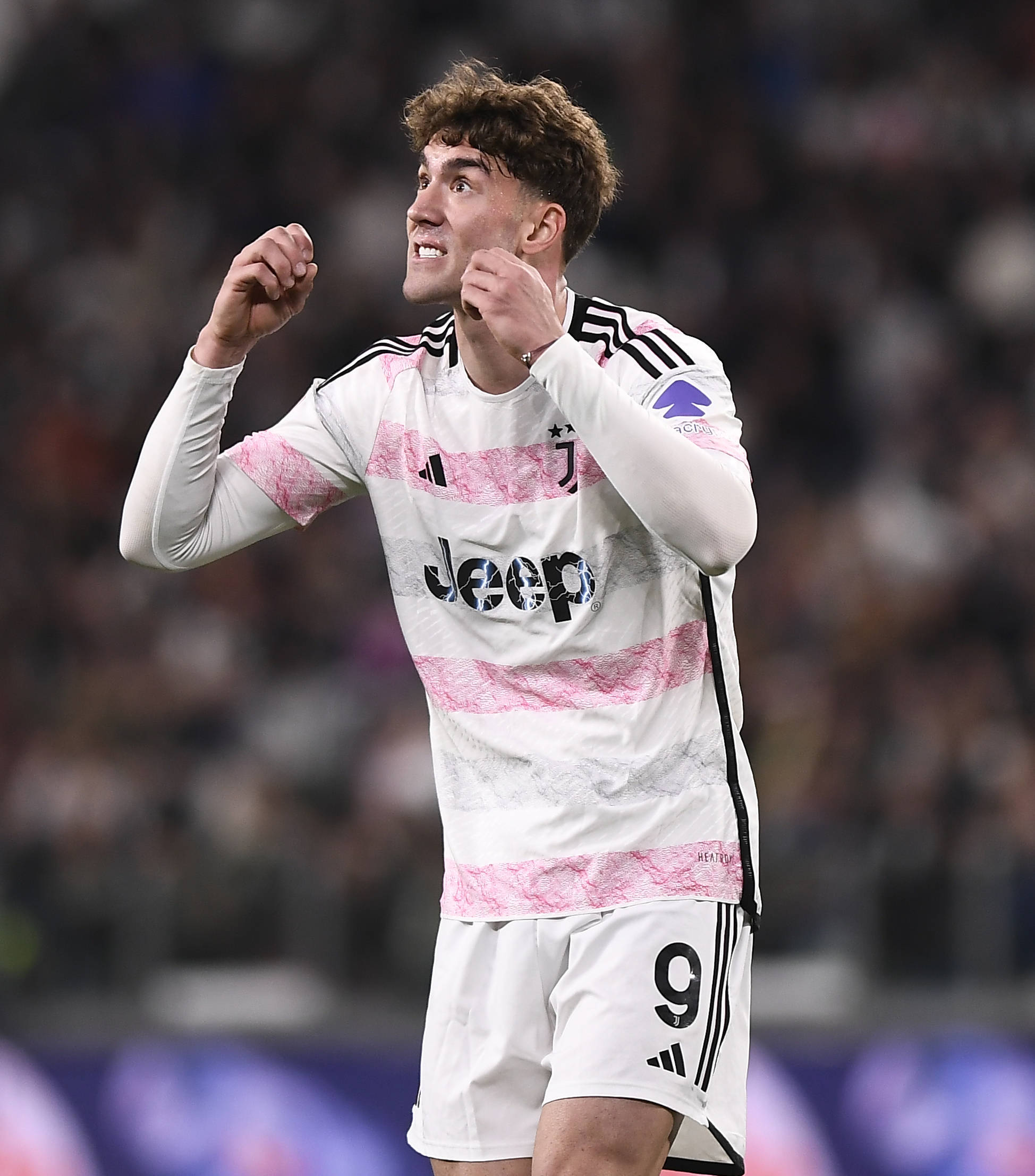 尤文图斯职业球员表现出色，赢得胜利的简单介绍