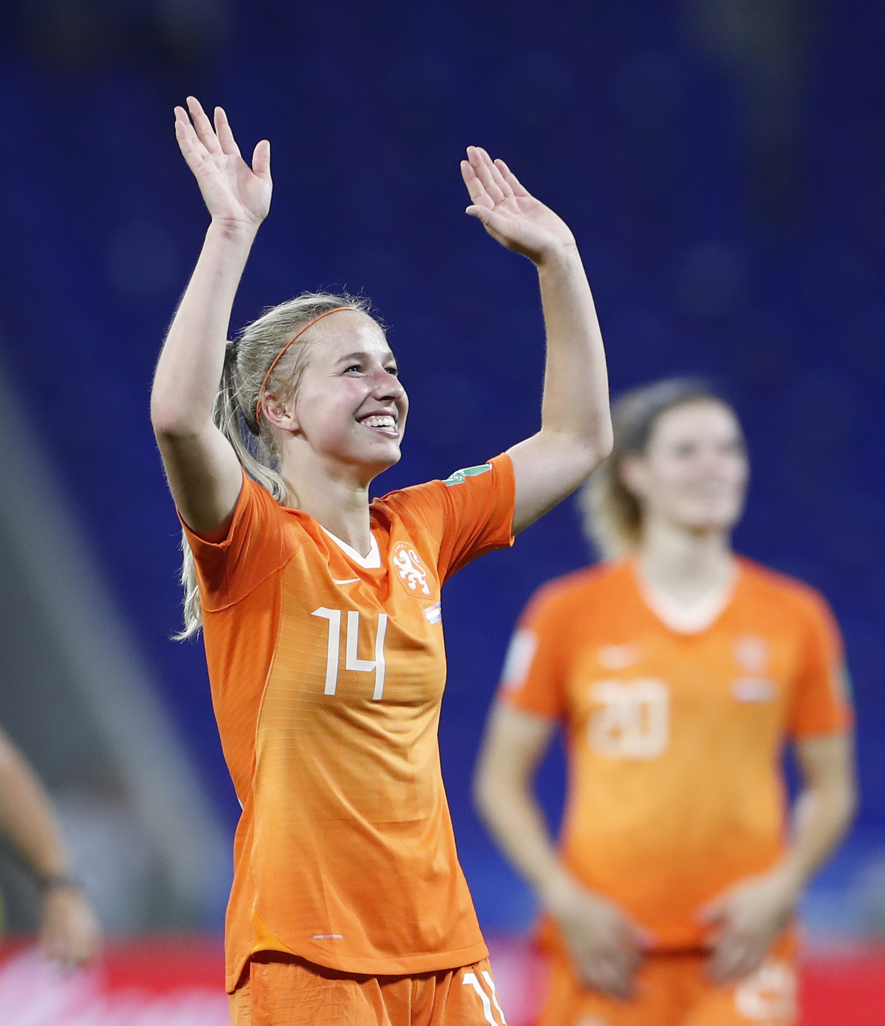 瑞典女子足球队携手晋级半决赛 瑞典女子足球队携手晋级半决赛