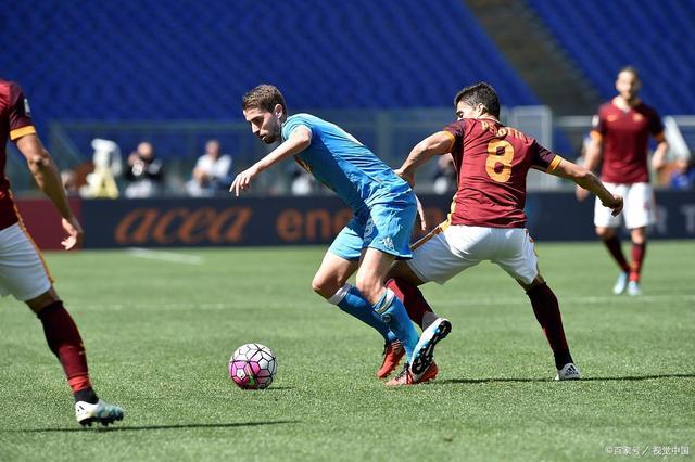 关于阿贾克斯豪取胜利,展示出色团队配合的信息 关于阿贾克斯豪取胜利,展示出色团队配合的信息