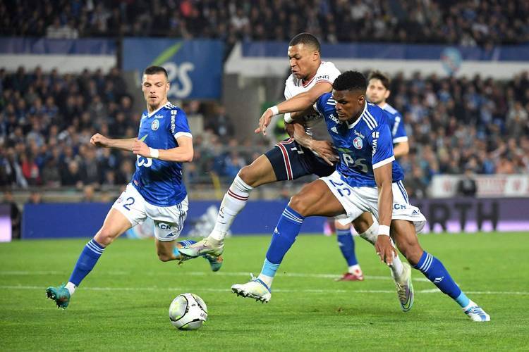 包含里昂主场胜斯特拉斯堡,继续稳居前三的词条 包含里昂主场胜斯特拉斯堡,继续稳居前三的词条